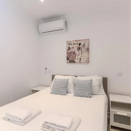 #372 Sunny Balcony Retreat 3 Bedrooms Appartamento