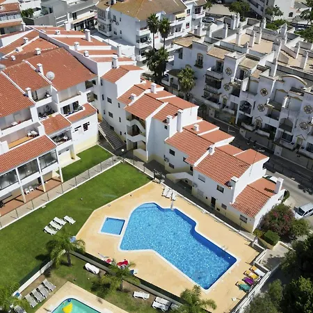 아파트 #372 Sunny Balcony Retreat 3 Bedrooms 알부페이라