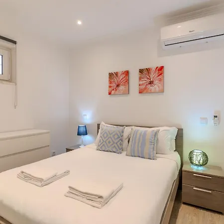 #372 Sunny Balcony Retreat 3 Bedrooms * 알부페이라